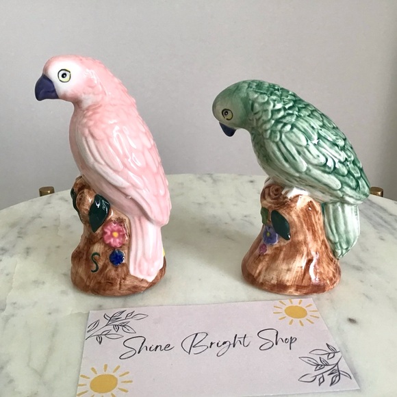 Anthropologie Handpainted Glazed Stoneware Salt and Pepper Shakers Birds NIB NWT - Picture 5 of 12